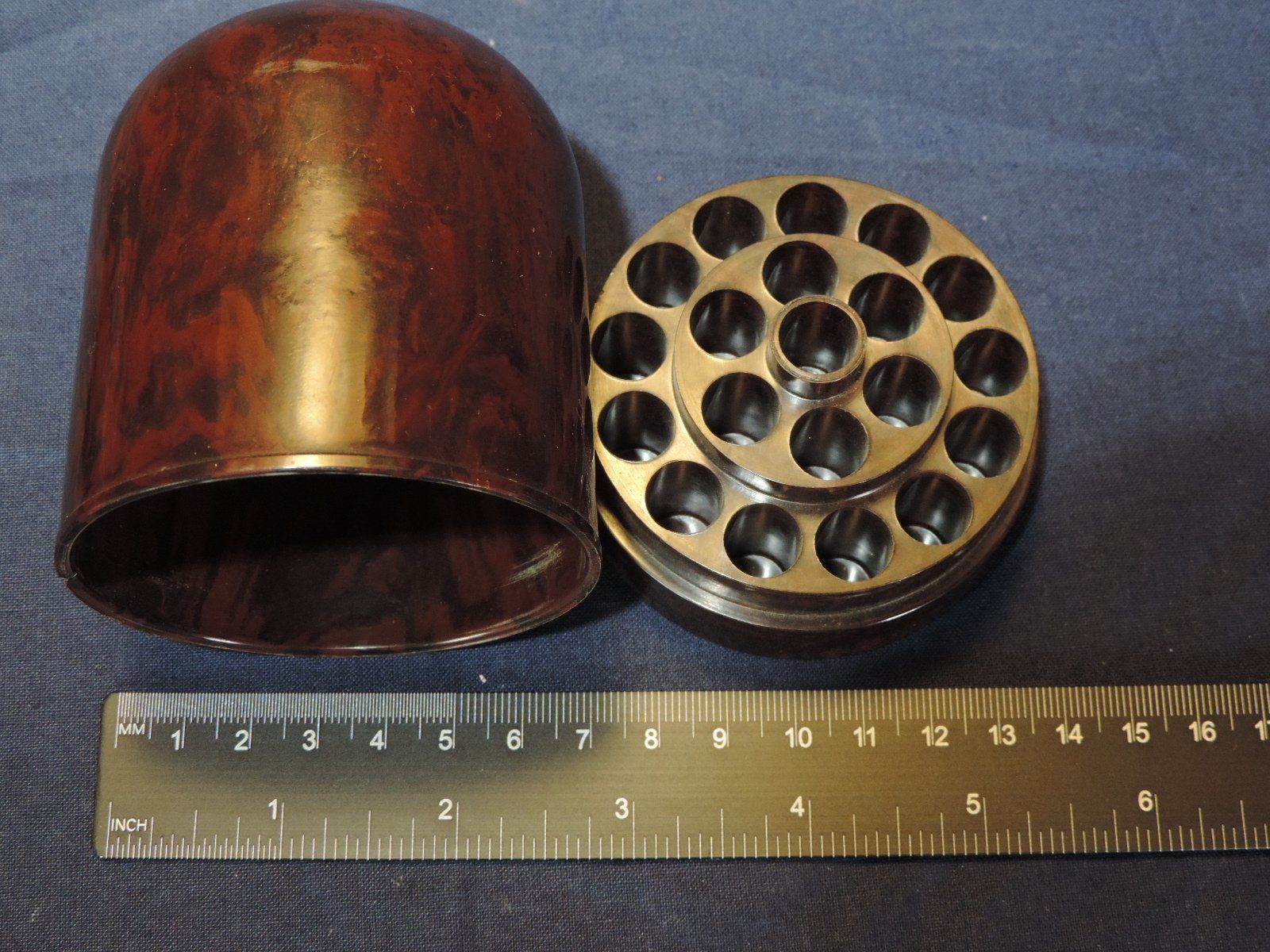 Aschenbecher: Bakelit Konvolut, Oldtimer Aschenbecher, Cigi Dose – Gebraucht aus Duggingen von doogbua 2