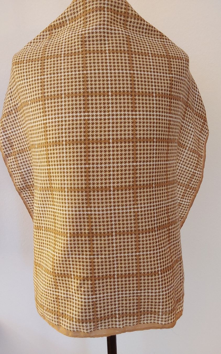 Foulards, Tücher & Schals: Schal Foulard quadratisch Polyester – Gebraucht aus Köniz von scopello12 1