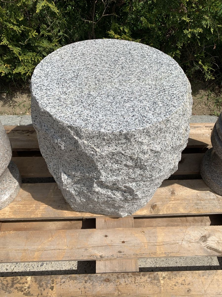 Hocker: Granit - Hocker – Gebraucht aus Kleindöttingen von rennhard67