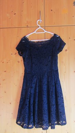 Robe bleu en dentelle L joli décolleté stretch