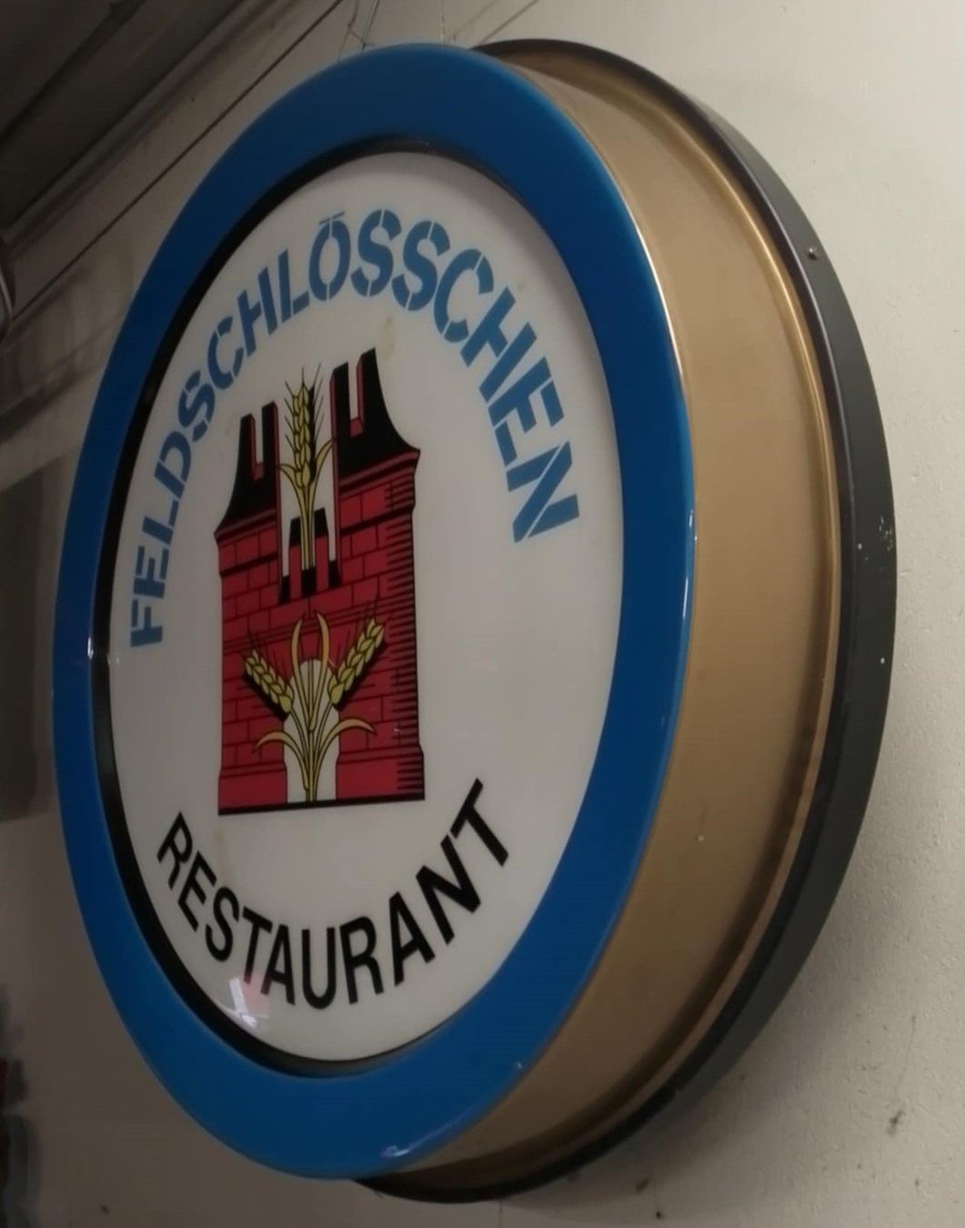 Feldschlösschen Insegne: Werbung Feldschlösschen Leuchtreklame – Usato da Niedergösgen venduto da usc_l8gm 1