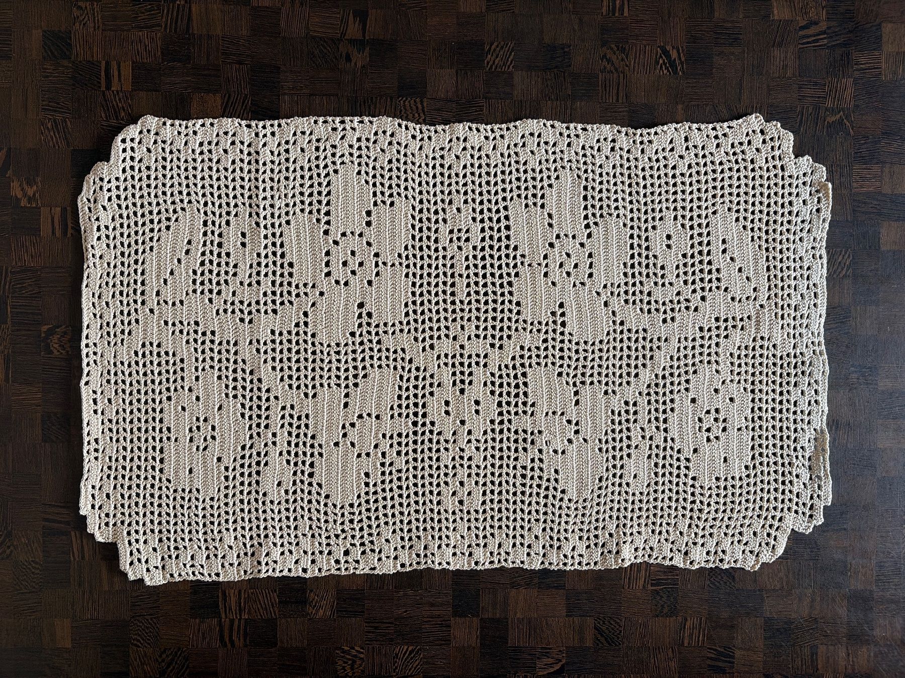 Tutte le decorazioni: Gehäkelte Tischdecke beige Handarbeit neu – Nuovo (secondo la descrizione) da Rain venduto da rain010
