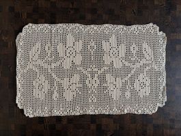Gehäkelte Tischdecke beige Handarbeit neu