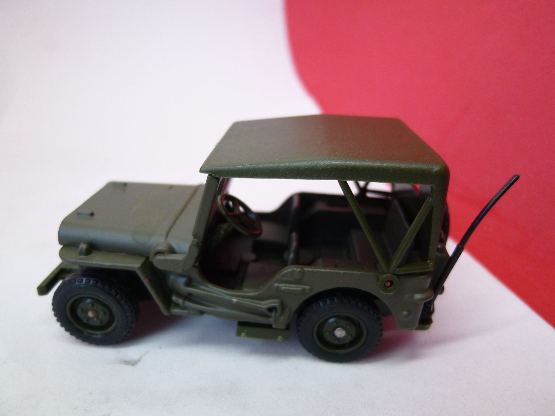 Willys Modellini d'auto: Jeep Willys - mit Verdeck - solido - schön - selten – Usato da Reiden venduto da Aston2