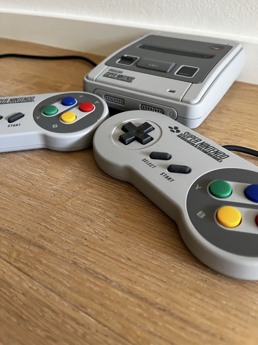 Nintendo Console: Nintendo Classic Mini - Retro! – Nuovo (secondo la descrizione) da Aesch BL venduto da Switcha 1