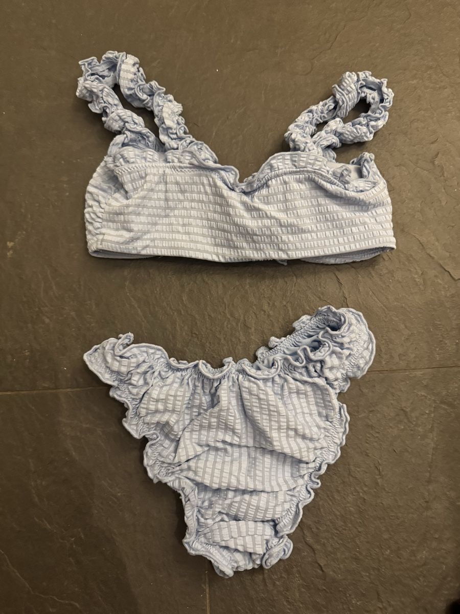 H&M Costumi da bagno & Bikini: Bikini hellblau von H&M Gr. 32/34 – Usato da Bonstetten venduto da VCLS 3