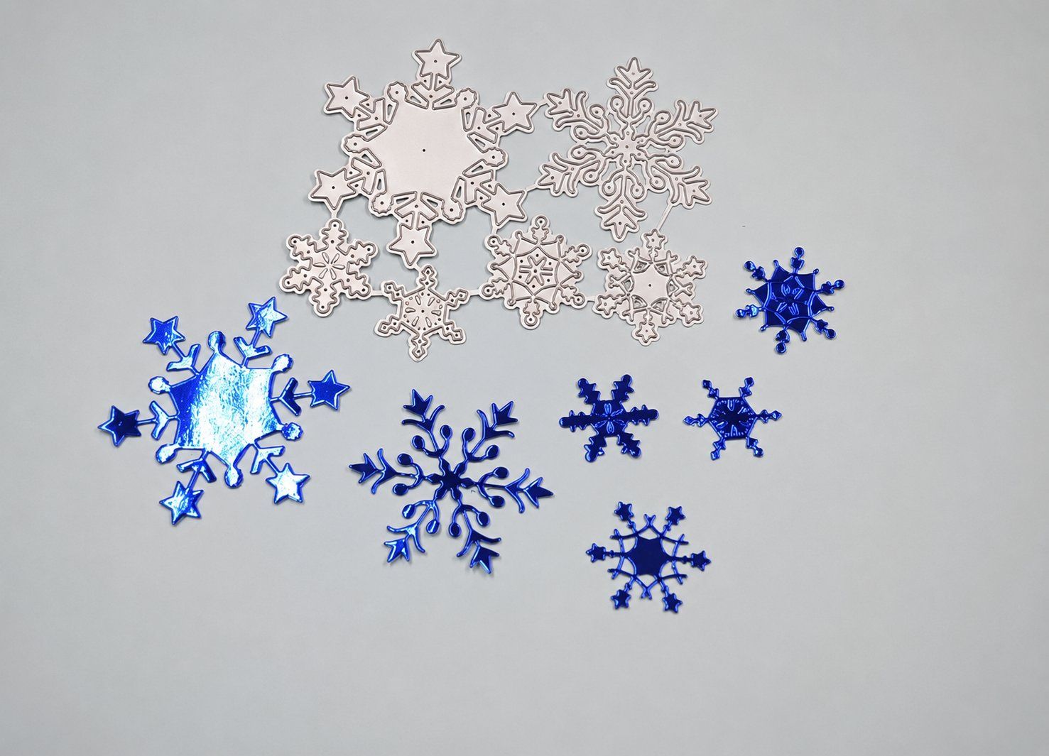 Sciablone: Neues Set Stanzschablonen Schneeflocken, Eiskristalle – Nuovo e nell'imballaggio originale da Effretikon venduto da wenuss 1