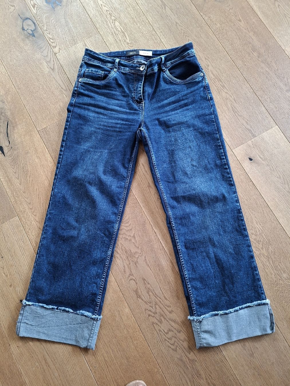 Cecil Jeans: Coole Damenjeans von CECILE Gr 30 – Usato da Flims Dorf venduto da Wuschel03