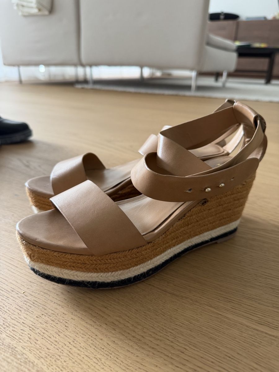 Mango Scarpe da donna: Mango Leather Wedge Sandal Size 37 – Usato da Olten venduto da Solongoo 1