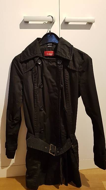Cappotti: Trenchcoat schwarz – Usato da Zuerich venduto da Manu_bu