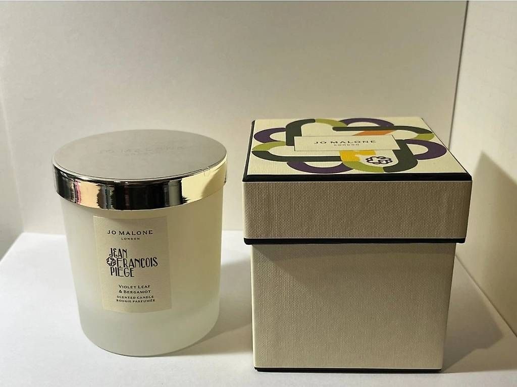 Jo Malone Candele: Jo Malone Duftkerze Violet Leaf & Bergamot – Usato da Zürich venduto da ale_xxz7