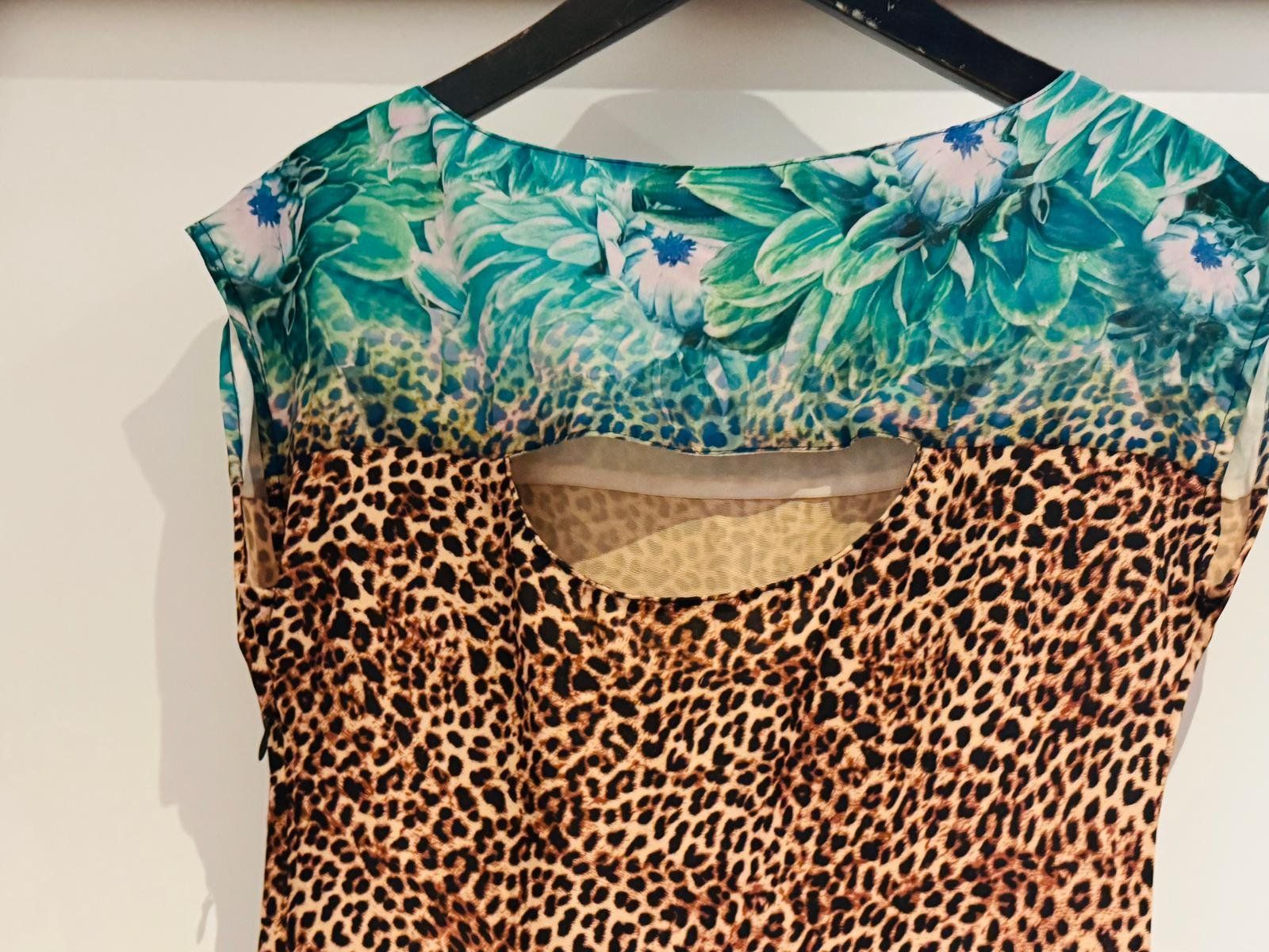 Guess Kleider: Guess - Sommerkleid in Grösse 34 – Gebraucht aus Hergiswil NW von Shintana 1