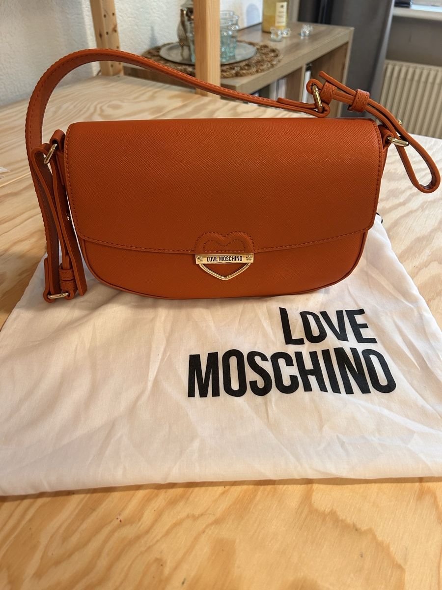 Moschino Borse da donna: Love Moschino Bag – Nuovo e nell'imballaggio originale da Bern venduto da jjr_vdc2 1