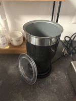 Milchaufschäumer von Nespresso, top Zustand, für kalte Tage!