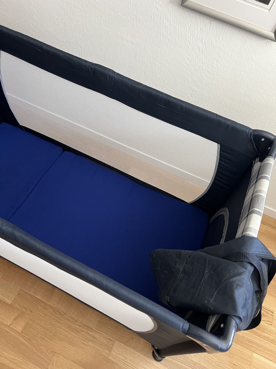 Betten: Reisebett inkl. Matratze – Gebraucht aus Volketswil von Jonathanjames 1