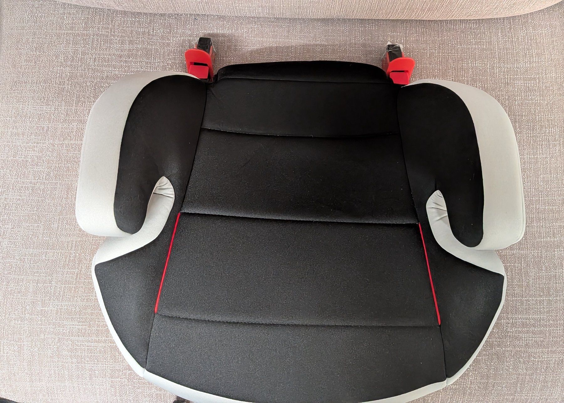 Osann Auto-Kindersitze: Osann Kindersitz Junior Isofix – Gebraucht aus Zumikon von 88August88