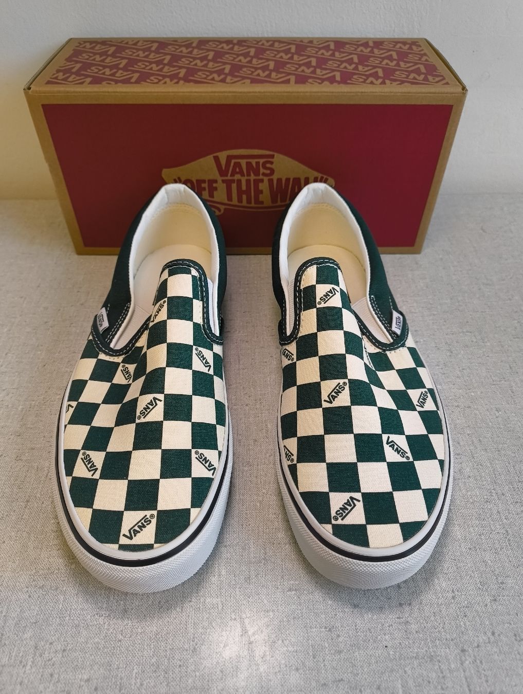 Vans Herrenschuhe: Vans Slip-On Check Emerald Gr.45- Neu mit Box – Neu und originalverpackt aus Uitikon Waldegg von PJLS1 1
