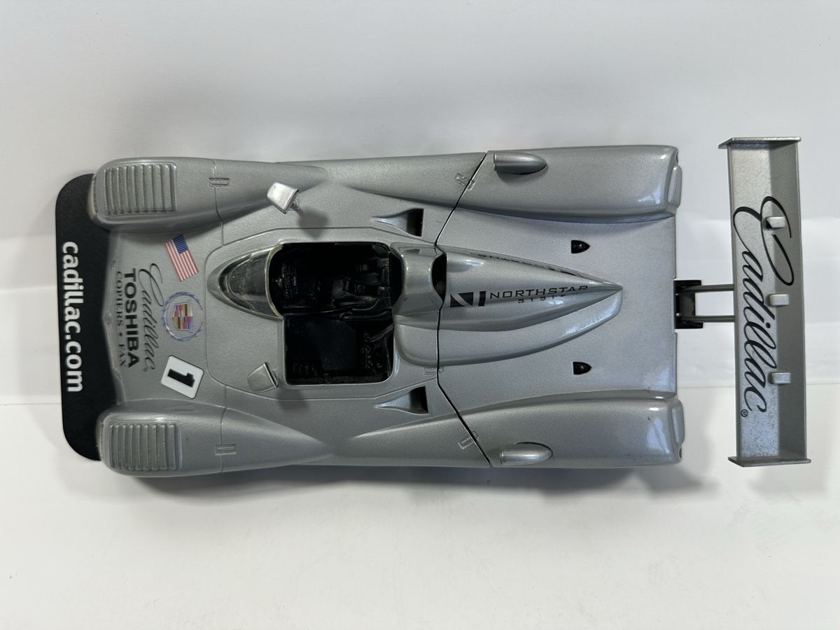 Hot Wheels Modellini d'auto: Cadillac Northstar LMP 1:18, silbrig, HOT WHEELS  – Usato da Zofingen venduto da rf9_x2xt 9