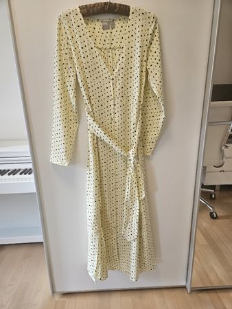 Stunning Asos yellow polka dot maxi dress