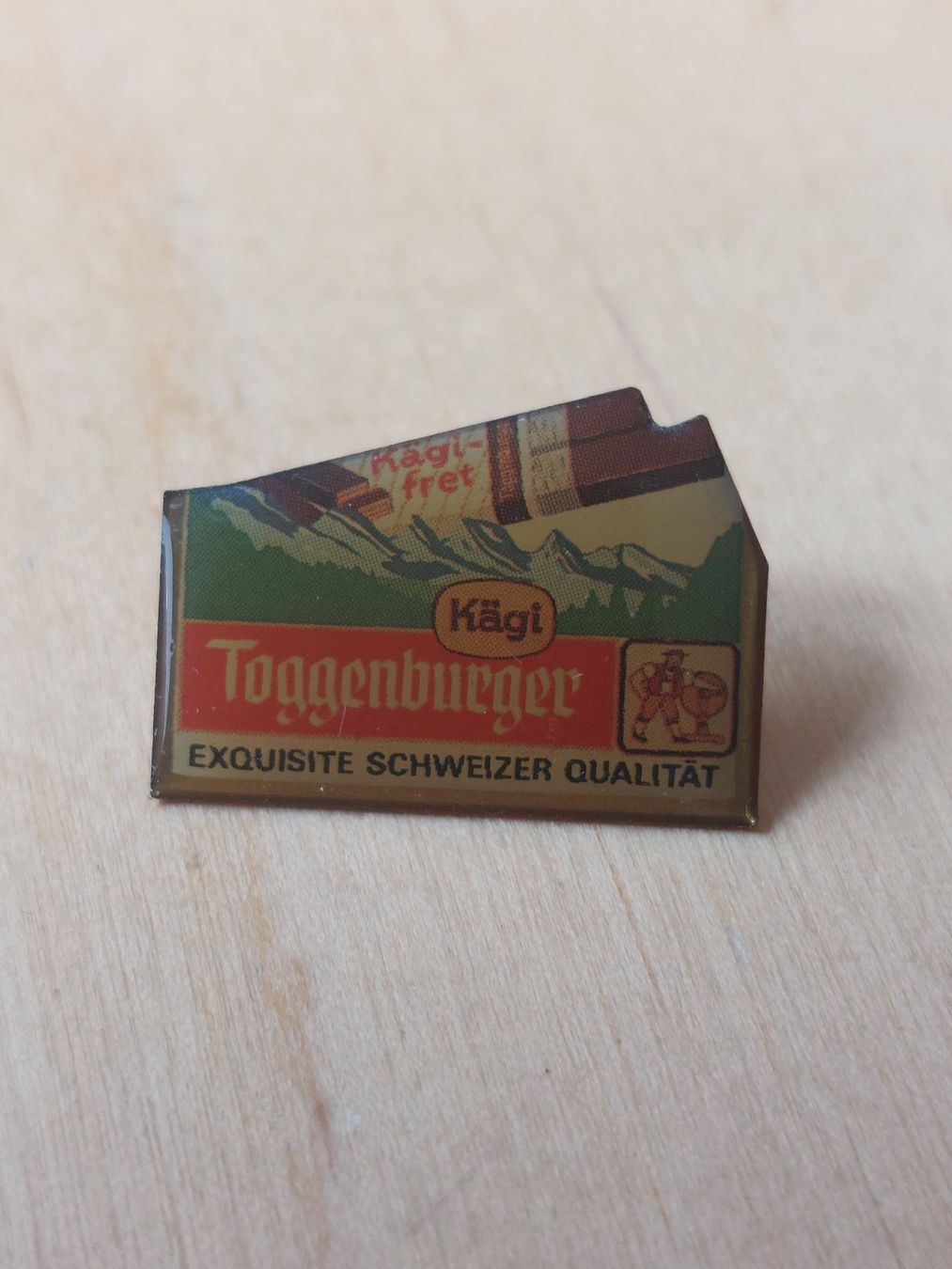 Placchette & Badge: KÄGI 01 - PIN – Usato da Gipf - Oberfrick venduto da Esnoopy 2