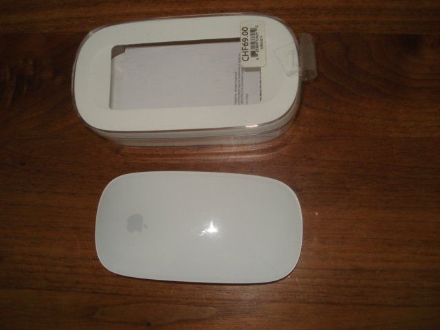 Apple Maus: Apple Magic Mouse weiss mit Verpackung und Batterien – Gebraucht aus Glattpark (Opfikon) von knutli03