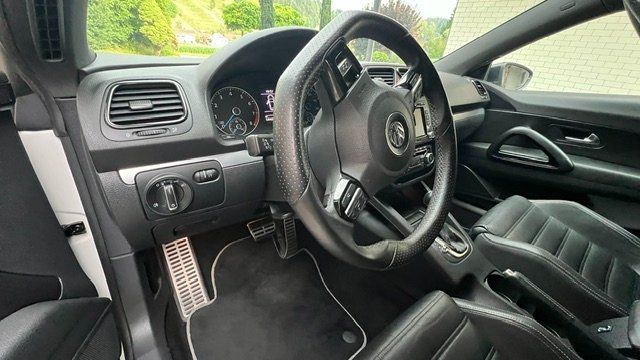VW Autos: VW Scirocco R 2.0 TSI DSG | Unfallfrei | Originalzustand – Gebraucht aus Signau von bulaneve 1
