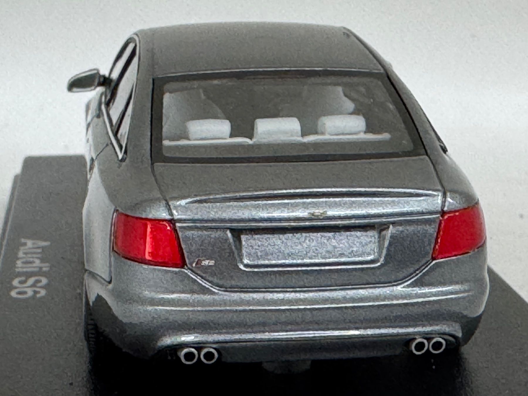 Audi Modellini d'auto: Audi S6 grau metallic Looksmart 1:43 – Nuovo (secondo la descrizione) da Luzern venduto da aa43modelcars-Luzern 4