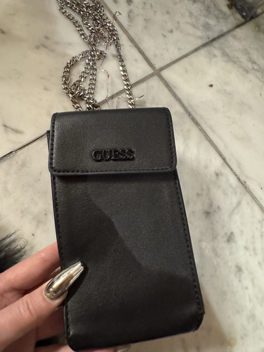 Telefoni cellulari / Smartphones: guess handy tasche neu – Nuovo (secondo la descrizione) da Volketswil venduto da Modelka 1
