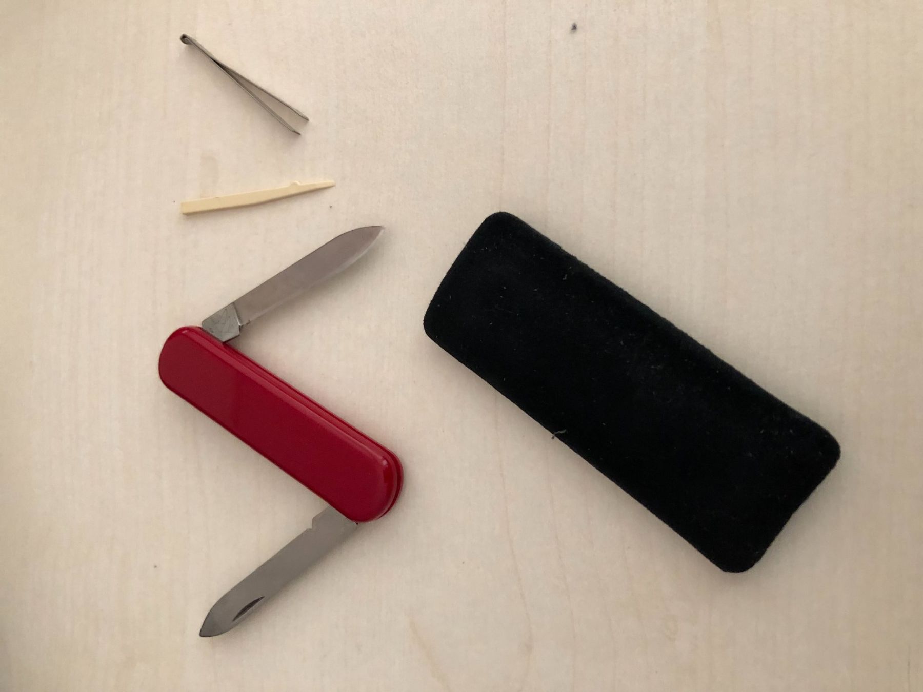 Victorinox Couteaux de poche: Schweizer Sackmesser mit Etui – Neuf (Voir description) à Erlen par astra2013 1