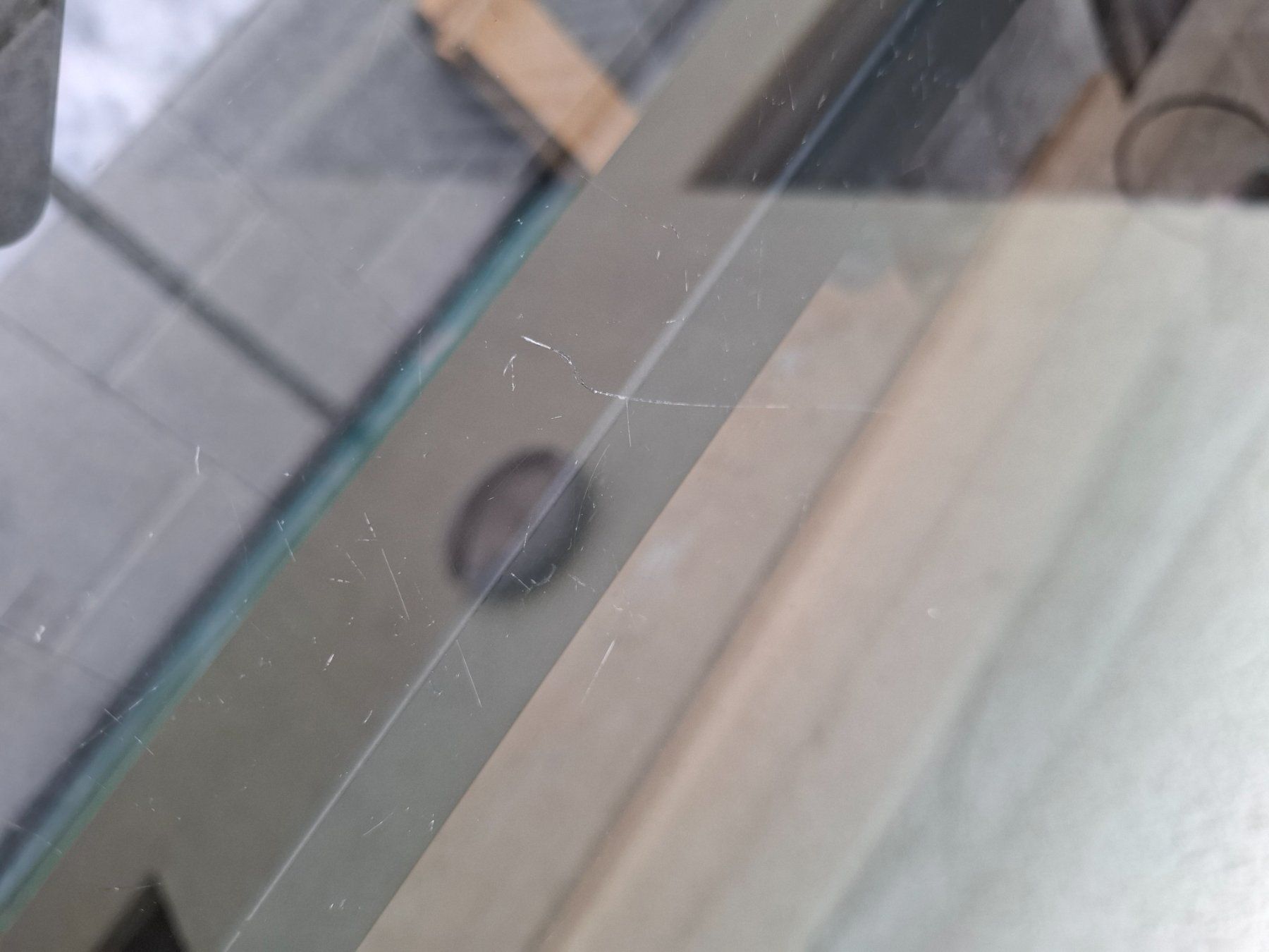 Tische: Grosser Glastisch – Gebraucht aus Therwil von Jazzio_Art 3