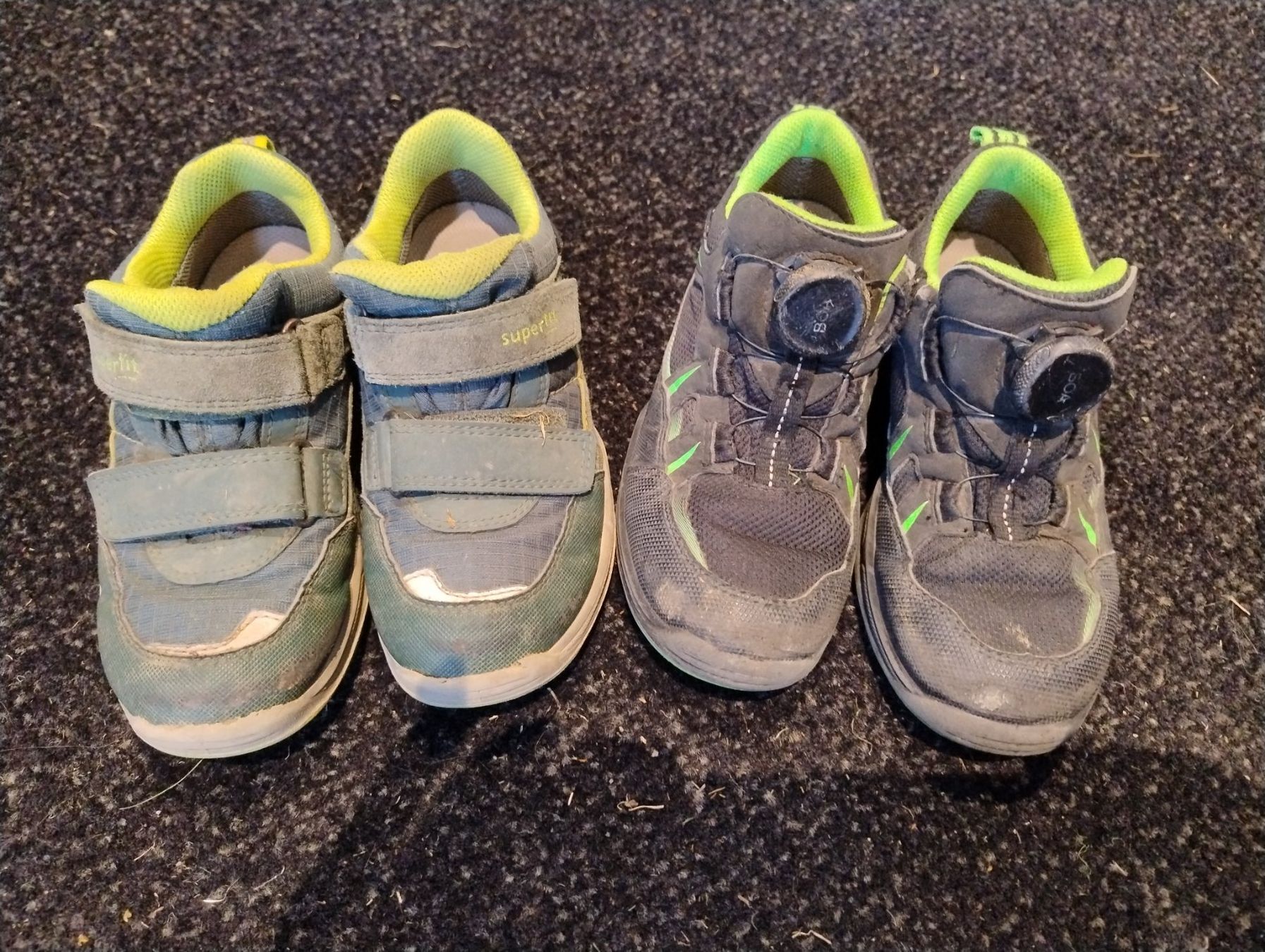 Superfit Chaussures garçon: Halbschuhe Superfit Gr. 30 + 31 – D'occasion à Bätterkinden par livingdreams