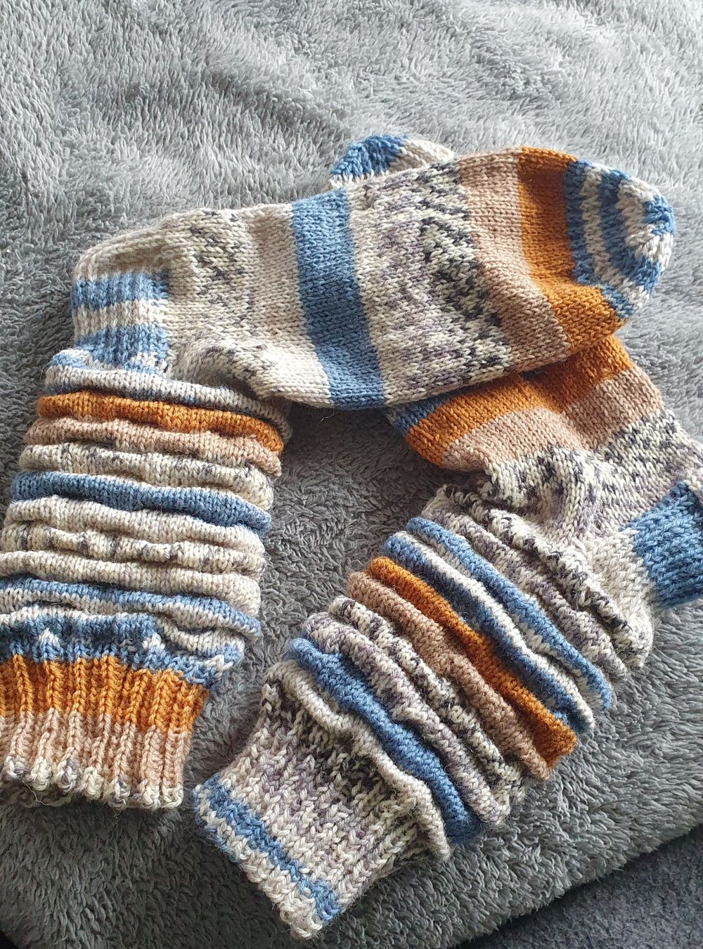 Chaussettes: Phantasy Color-Mix Socken – Neuf avec emballage d'origine à Niederoenz par bicicum