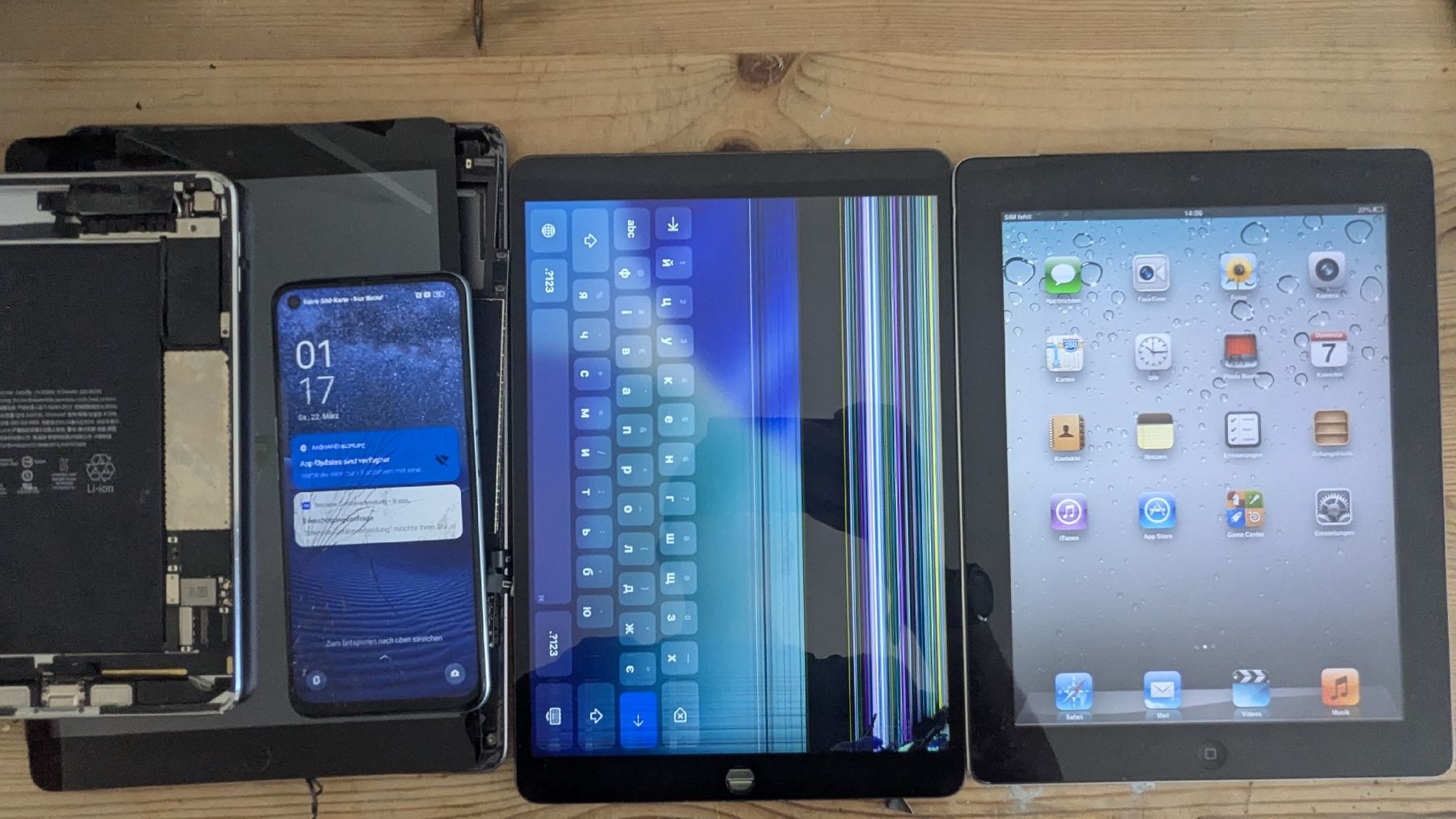 Apple Tablet PC: 4 ipads defekt – Difettoso da Zürich venduto da enri23