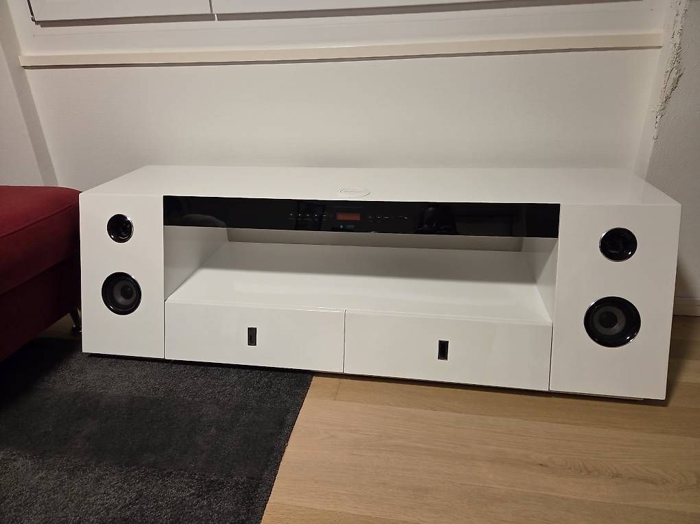 Mobili TV: Sideboard / TV-Möbel mit integrierter Soundanlage – Usato da St. Gallen venduto da fec_72yw