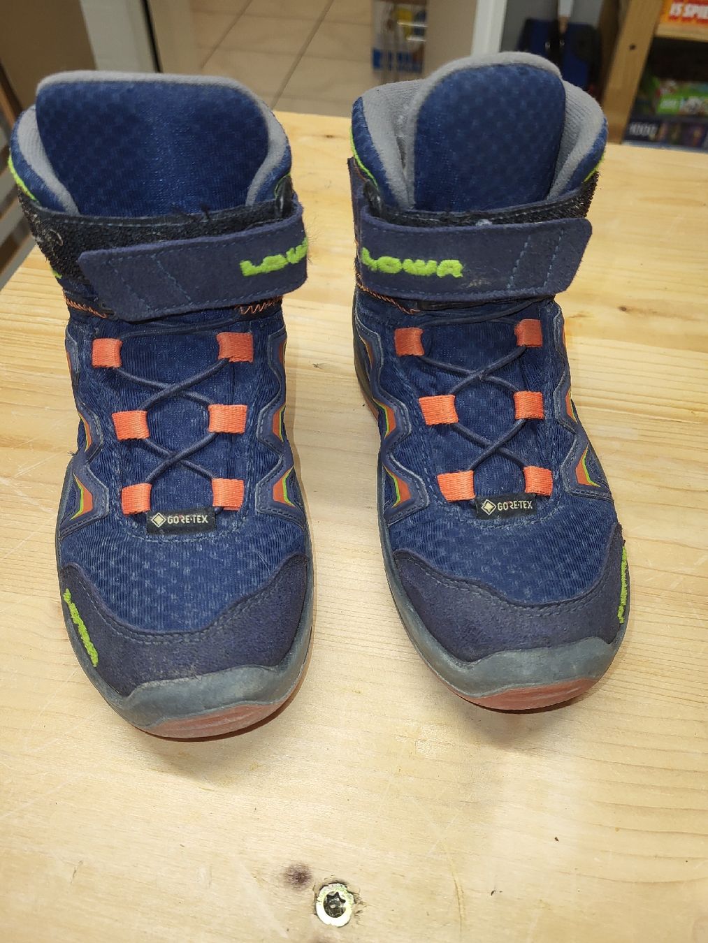 Lowa Schuhe für Jungen: Kinder Winter Lowa Schuhe – Gebraucht aus Tann von Autocharlie86