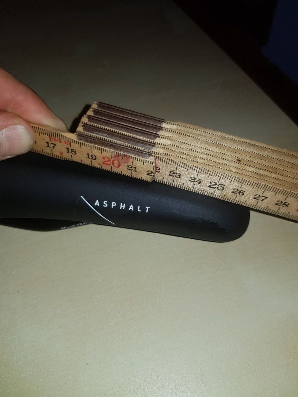 Pezzi di ricambio: Selle Royal Aspahlt – Nuovo (secondo la descrizione) da Mettmenstetten venduto da humoer 2