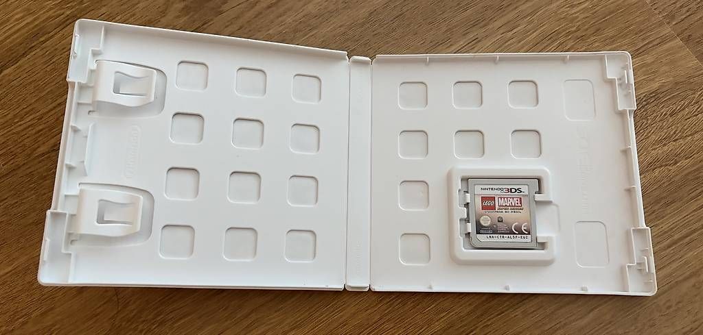 Nintendo Giochi: 3DS Lego Marvel Super Heroes – Usato da Glattpark(Opfikon) venduto da Beubeu44 1