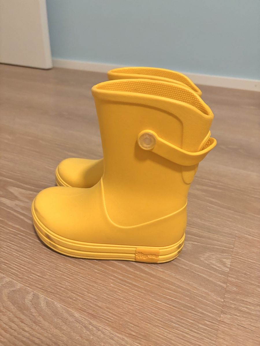 Scarpe per ragazzi: Gelbe Kinder Gummistiefel – Usato da Aesch BL venduto da Kliana