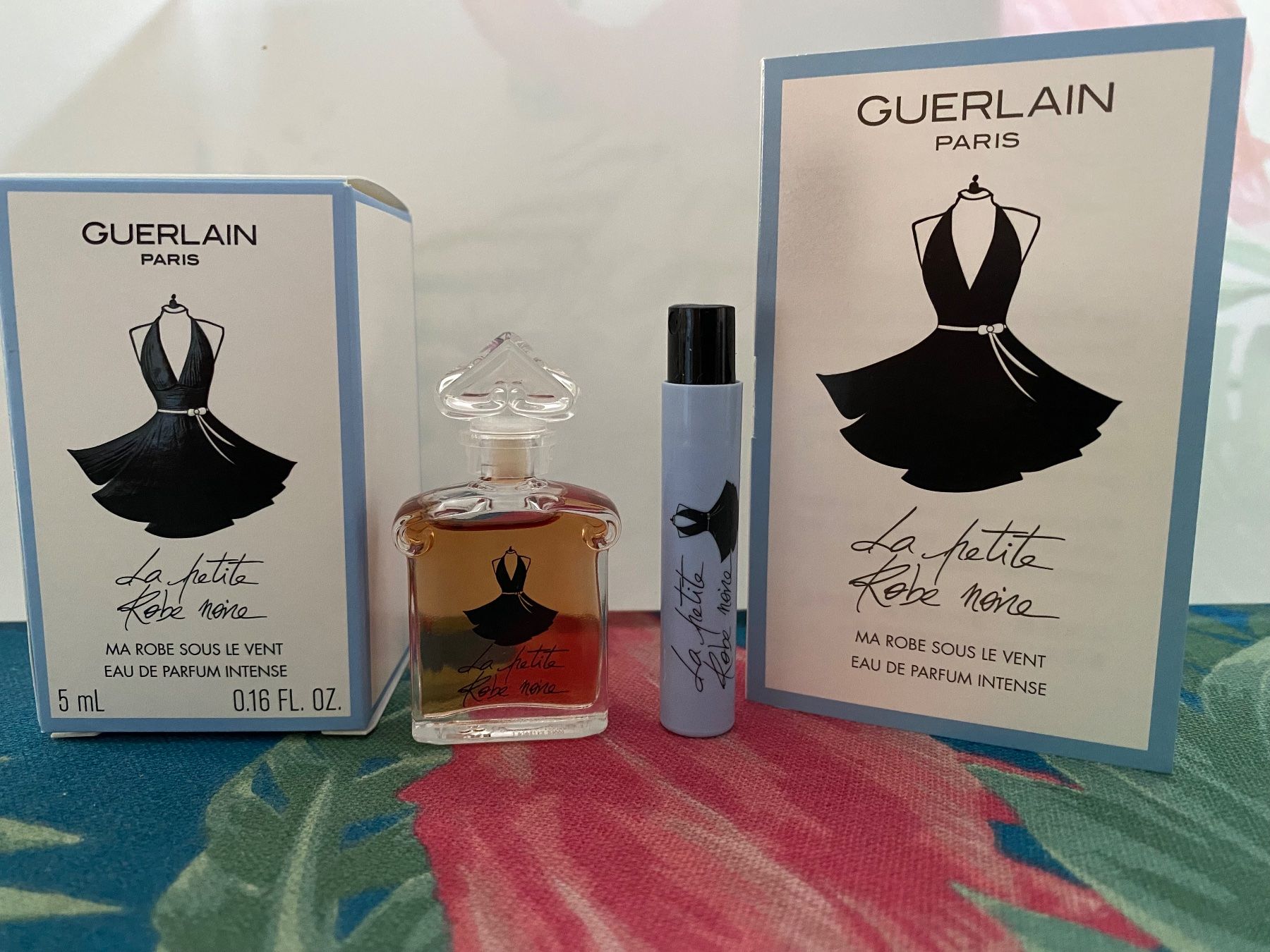 Guerlain Profumi & Eau de Toilette: Miniatures Guerlain la petite Robe noire – Nuovo e nell'imballaggio originale da Bouveret venduto da wes_7zll