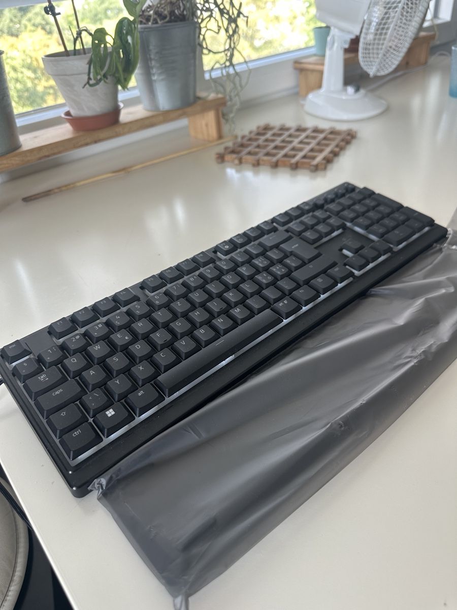 Razer Claviers: Razer Ornata V3 – Neuf (Voir description) à Onex par whoiselijah