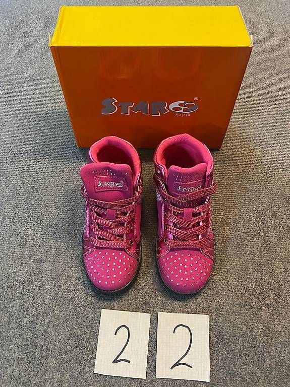 Chaussures filles: Chaussures couleur fuchsia neuve – D'occasion à Genève par Actarus17 1