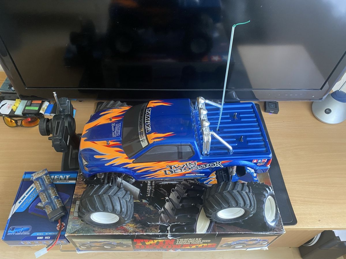Tamiya RC Kits de montage: Tamiya Twin Detonator – D'occasion à Glis par Snowfox90 1