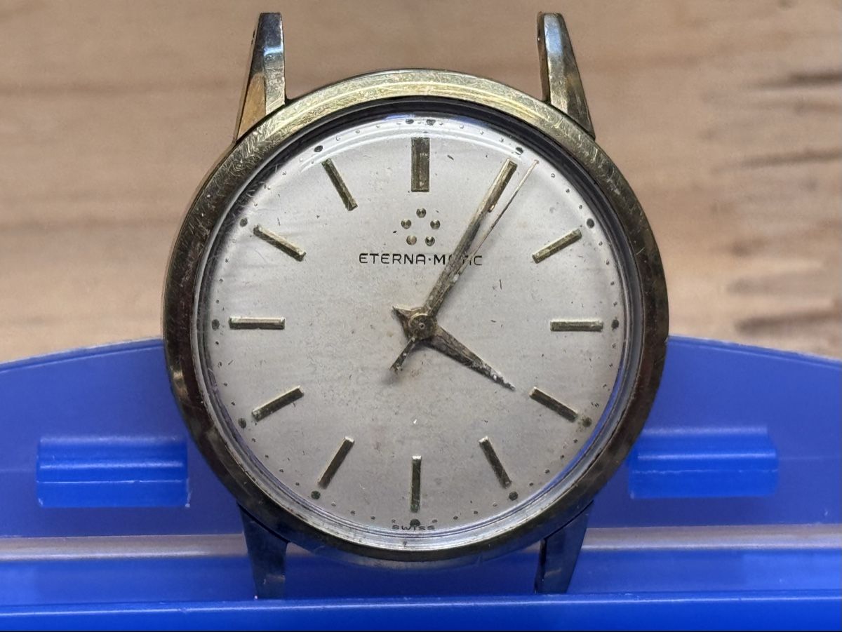 Eterna Montres: Eterna Matic ohne Drehstift – Défectueux à Maisprach par 4464