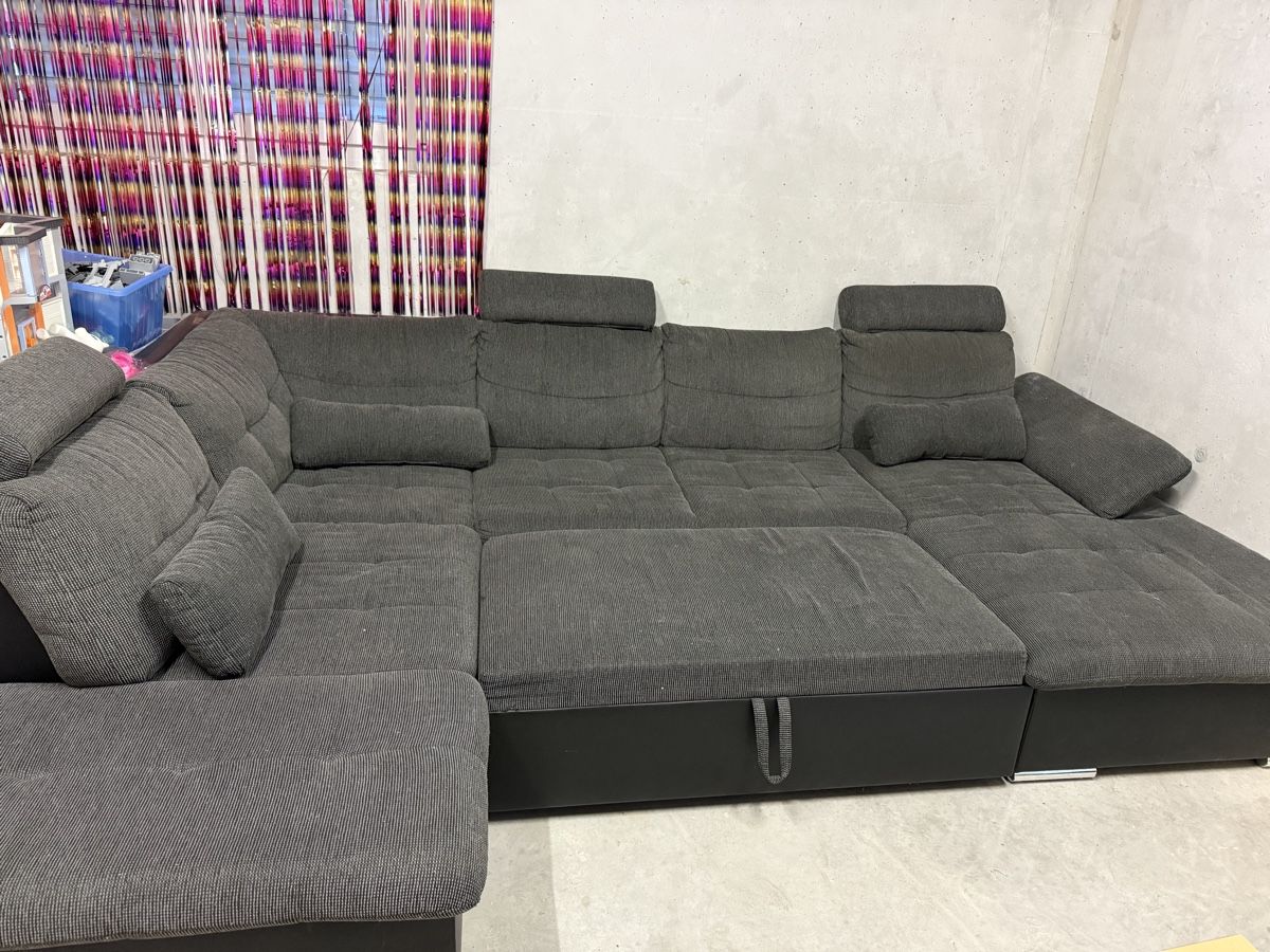Sofas: Grosses Sofa mit Auszug – Gebraucht aus Zihlschlacht von Fruechteschmitte 4