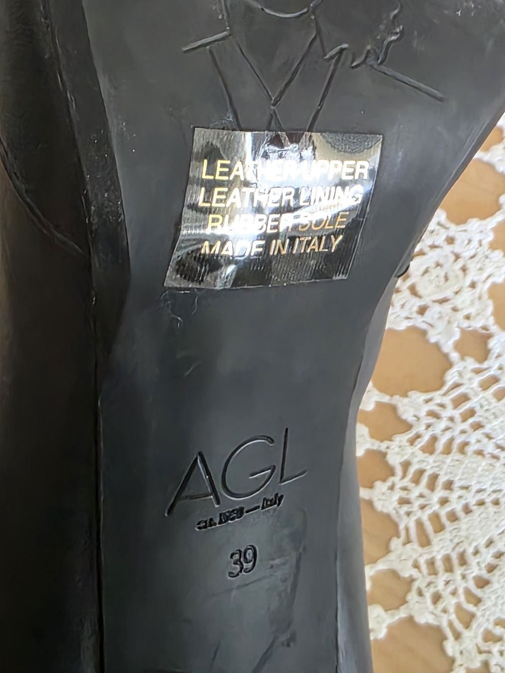AGL Scarpe da donna: AGL Stiefeletten Leder Schwarz Groesse 39  – Nuovo (secondo la descrizione) da Biberist venduto da charobaum 3