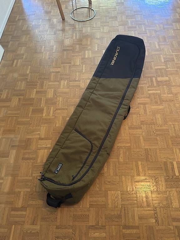 Surfboards & Schwimmbrette: Boardbag Dakine Fall Line Roller 175 – Gebraucht aus St. Niklausen LU von extrawelt 1
