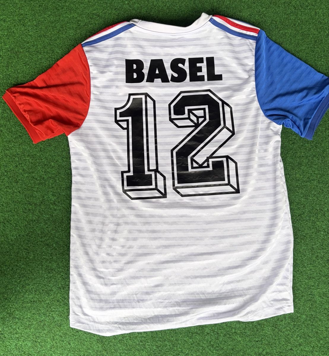 FC Basel Leibchen & Hosen: FC Basel Trikot MK – Gebraucht aus Reinach BL von NICI116 1