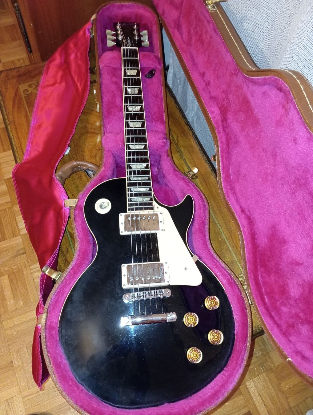 Gibson Strumenti musicali: Gibson Les Paul Standard 1992 black – Usato da Sion venduto da norns
