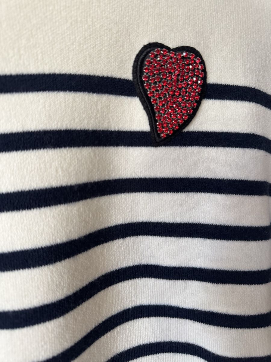 Maje Pullover & Sweatshirts: Maje Wollpullover mit Strass-Herz, Gr. 1 – Neu (gemäss Beschreibung) aus Basel von mot_2r9g 1