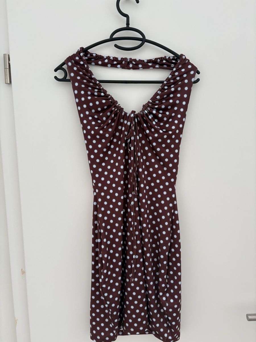 Robes: Robe d’été à pois taille M – Neuf (Voir description) à Vésenaz par ilomd